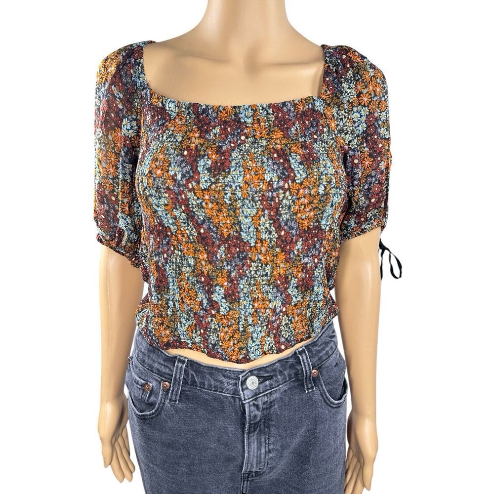 Free People Smocked Puff Sleeve‎ Crop Top Size M  NWT
